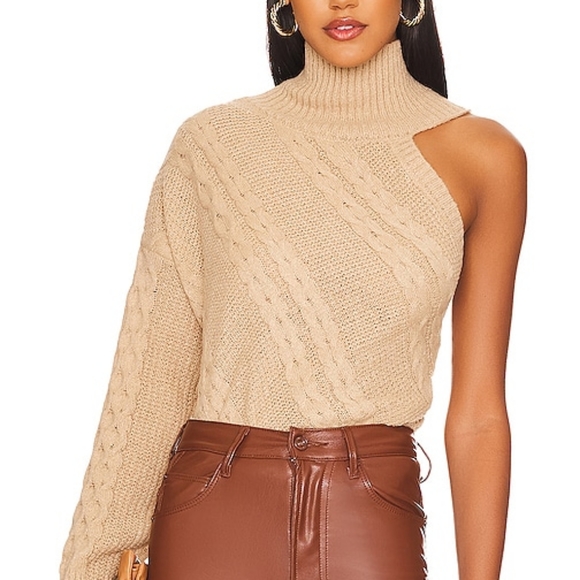 Line & Dot Sweaters - Single-Sleeve Turtleneck Sweater